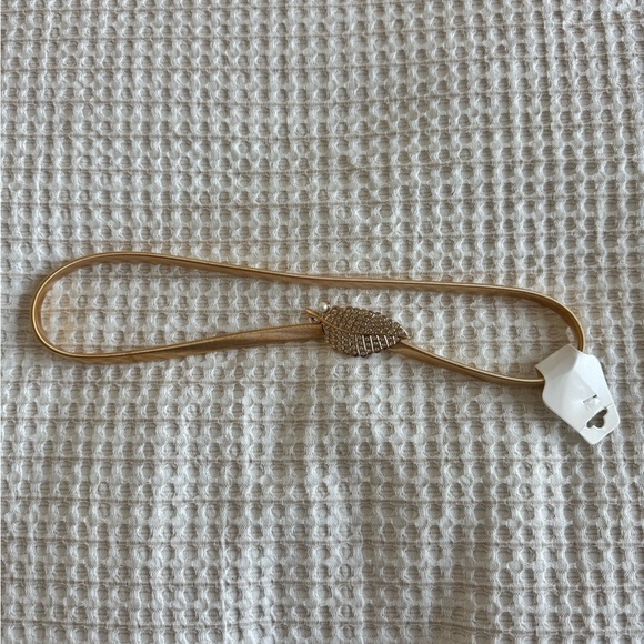 NWOT Gold Leaf with Pearl Stretchy Belt - Picture 1 of 6